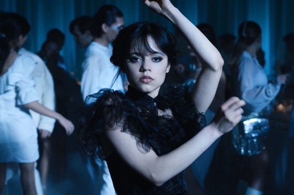 Черное мы носим не только по средам: 5 причин, почему стоит посмотреть сериал «Уэнсдей» и одеться в духе главной героини