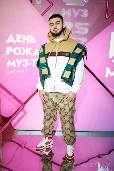 «День Рождения МУЗ-ТВ»: первый выход МакSим, Ольга Бузова с тейпами и другие подробности мероприятия «День Рождения МУЗ-ТВ»: первый выход МакSим, Ольга Бузова с тейпами и другие подробности мероприятия