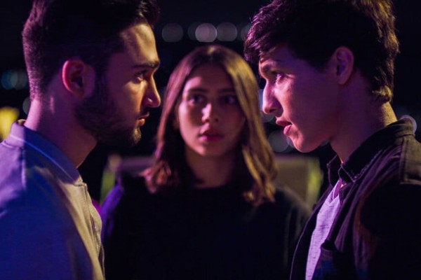 Подняли шум на весь мир: 9 самых скандальных сериалов Netflix Подняли шум на весь мир: 9 самых скандальных сериалов Netflix