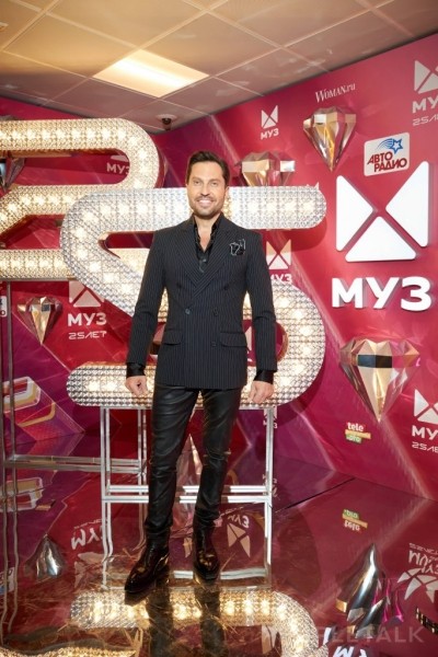 «День Рождения МУЗ-ТВ»: первый выход МакSим, Ольга Бузова с тейпами и другие подробности мероприятия «День Рождения МУЗ-ТВ»: первый выход МакSим, Ольга Бузова с тейпами и другие подробности мероприятия