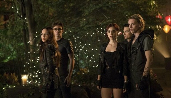 Все это мы уже видели: 6 фильмов и сериалов, которые плагиатят «Гарри Поттера» Все это мы уже видели: 6 фильмов и сериалов, которые плагиатят «Гарри Поттера»