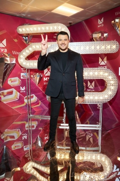 «День Рождения МУЗ-ТВ»: первый выход МакSим, Ольга Бузова с тейпами и другие подробности мероприятия «День Рождения МУЗ-ТВ»: первый выход МакSим, Ольга Бузова с тейпами и другие подробности мероприятия