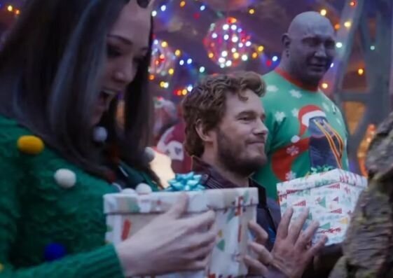 Что смотреть в ноябре: «Стражи Галактики», страсти по-королевски и «Уэнсдэй» Что смотреть в ноябре: «Стражи Галактики», страсти по-королевски и «Уэнсдэй»