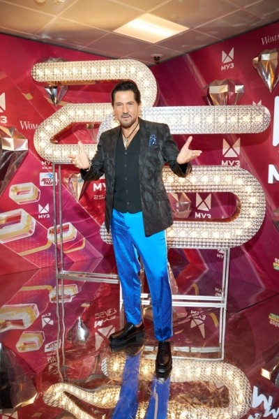 «День Рождения МУЗ-ТВ»: первый выход МакSим, Ольга Бузова с тейпами и другие подробности мероприятия «День Рождения МУЗ-ТВ»: первый выход МакSим, Ольга Бузова с тейпами и другие подробности мероприятия