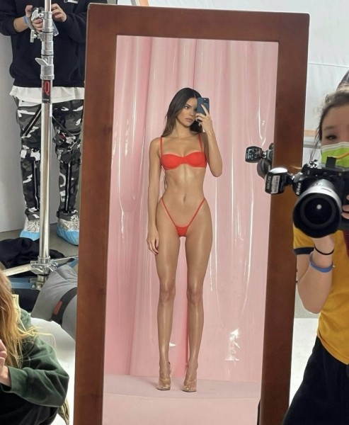 В день рождения Кендалл Дженнер: 26 самых откровенных фотографий модели