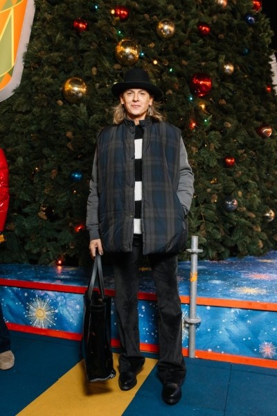 Дмитрий Песков, Ксения Собчак, Юлия Пересильд и другие звездные гости открытия ГУМ-катка