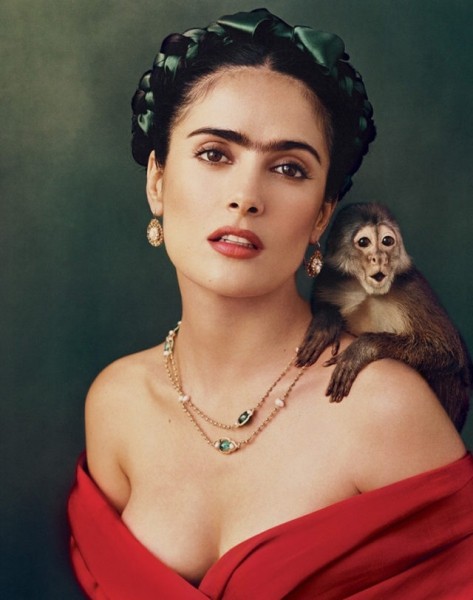 «Почему у тебя монобровь и усы?»: Сальма Хайек рассказала об оскорблениях от Харви Вайнштейна