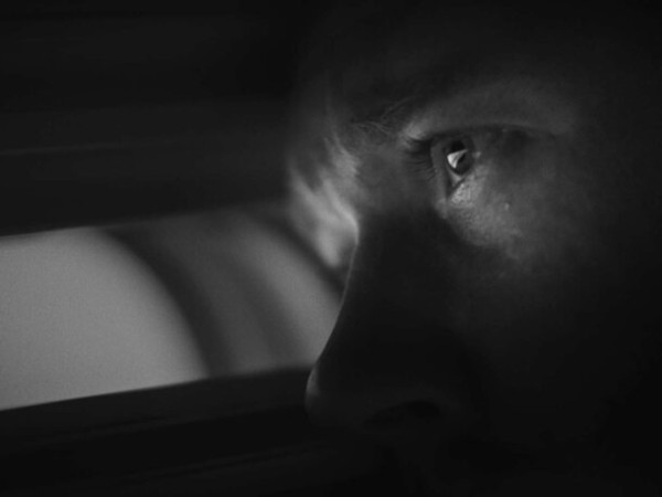 Что смотреть в декабре: «Эмили в Париже», домашние вампиры и сиквел «Достать ножи» Что смотреть в декабре: «Эмили в Париже», домашние вампиры и сиквел «Достать ножи»