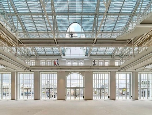 Планы на выходные 18-19 декабря: фестиваль рождественских десертов, винтажный маркет в ГЭС-2 и премьера программы «БеспринцЫпный Новый год»