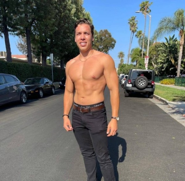 Пошел против семьи: почему сын Арнольда Шварценеггера не хочет использовать знаменитую фамилию своего отца