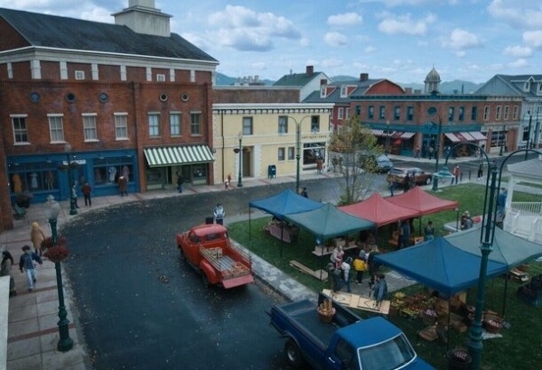 Отправляемся в Европу: 6 необычных локаций, где снимали сериал «Уэнсдэй»