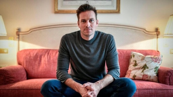 Разбор полетов: 14 громких кинопровалов и скандалов 2022 года