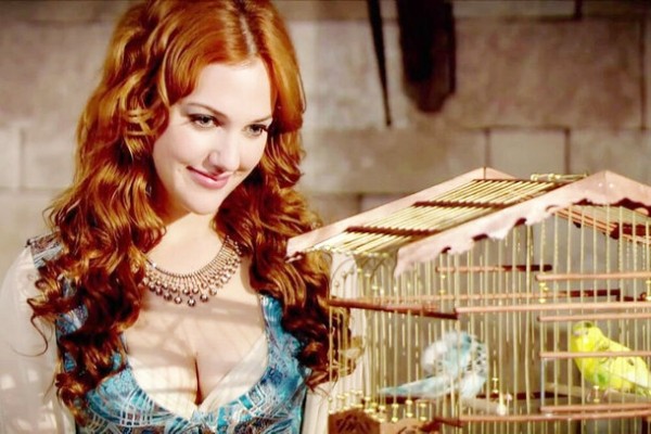 16 незабываемых подарков на Новый год в стиле героев культовых сериалов