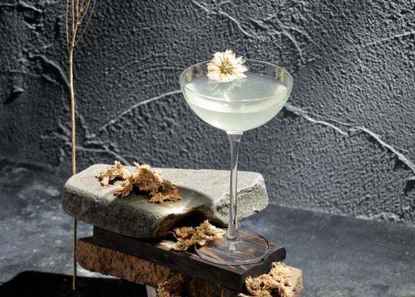 Планы на выходные 18-19 декабря: фестиваль рождественских десертов, винтажный маркет в ГЭС-2 и премьера программы «БеспринцЫпный Новый год»