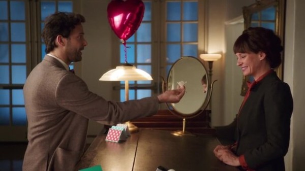 Заряд праздничного настроения: 13 атмосферных новогодних короткометражек 