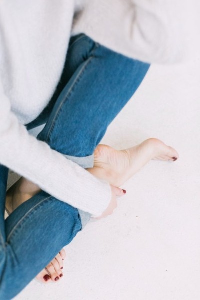 Что делать с сосудистыми звездочками на ногах и как избежать варикоза? Рассказывает флеболог