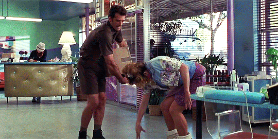 «Мама Стифлера», достойная «Золотого глобуса»: почему все снова обожают Дженнифер Кулидж? «Мама Стифлера», достойная «Золотого глобуса»: почему все снова обожают Дженнифер Кулидж?