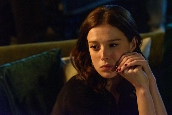 Монархия, роботы и загадочные убийства: все, что вам нужно знать о новом сериале «Фандорин. Азазель»