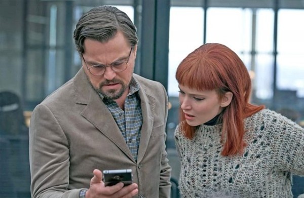 Цифра дня: сколько заработали Леонардо Ди Каприо и Дженнифер Лоуренс на съемках «Не смотрите наверх» Цифра дня: сколько заработали Леонардо Ди Каприо и Дженнифер Лоуренс на съемках «Не смотрите наверх»