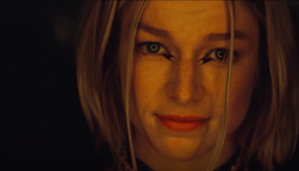 Будет свадьба? Звезда «Эйфории» появилась платье из коллекции Vera Wang Будет свадьба? Звезда «Эйфории» появилась платье из коллекции Vera Wang