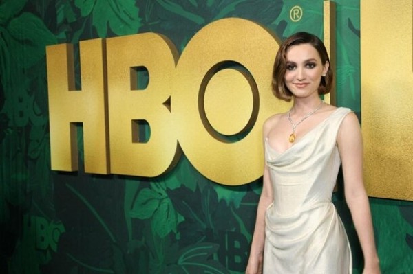 Мама с папой постаралась: 8 nepo-актеров, которые попали в кино благодаря родителям Мама с папой постаралась: 8 nepo-актеров, которые попали в кино благодаря родителям