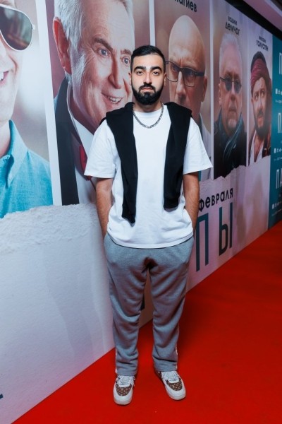 Воссоединение «Бригады»: Сергей Безруков и Дмитрий Дюжев на премьере фильма «Папы» Воссоединение «Бригады»: Сергей Безруков и Дмитрий Дюжев на премьере фильма «Папы»