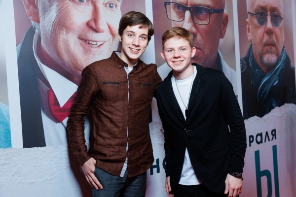 Воссоединение «Бригады»: Сергей Безруков и Дмитрий Дюжев на премьере фильма «Папы» Воссоединение «Бригады»: Сергей Безруков и Дмитрий Дюжев на премьере фильма «Папы»