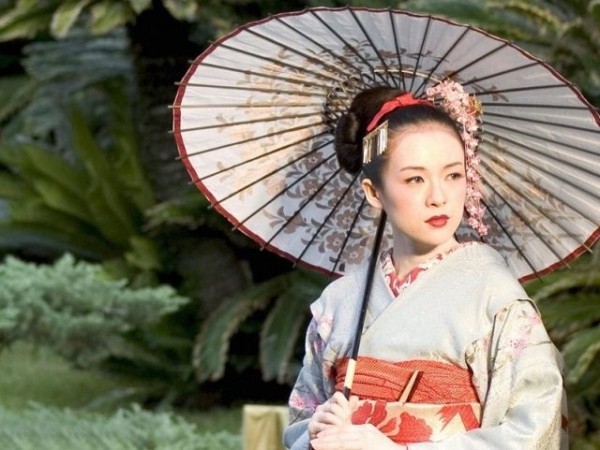 И тут, и там показывают: как матча захватила индустрию красоты и в чем ее польза в косметике?