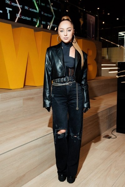 Ксения Собчак, Иван Ургант, Юлия Пересильд и другие на церемонии вручения Национальной премии в области веб-индустрии