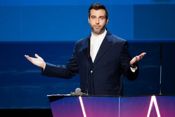 Ксения Собчак, Иван Ургант, Юлия Пересильд и другие на церемонии вручения Национальной премии в области веб-индустрии