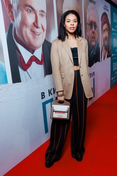 Воссоединение «Бригады»: Сергей Безруков и Дмитрий Дюжев на премьере фильма «Папы» Воссоединение «Бригады»: Сергей Безруков и Дмитрий Дюжев на премьере фильма «Папы»