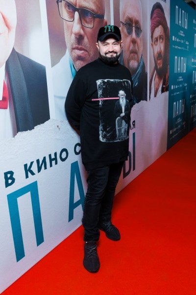 Воссоединение «Бригады»: Сергей Безруков и Дмитрий Дюжев на премьере фильма «Папы» Воссоединение «Бригады»: Сергей Безруков и Дмитрий Дюжев на премьере фильма «Папы»