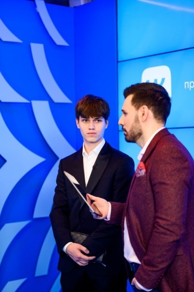 Ксения Собчак, Иван Ургант, Юлия Пересильд и другие на церемонии вручения Национальной премии в области веб-индустрии