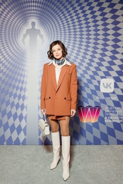 Ксения Собчак, Иван Ургант, Юлия Пересильд и другие на церемонии вручения Национальной премии в области веб-индустрии