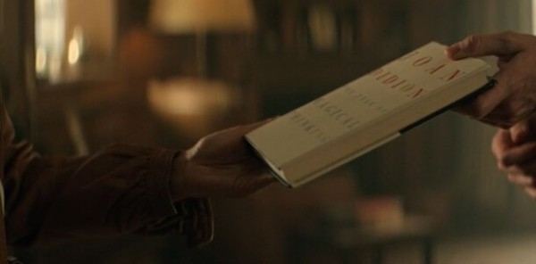 Книжная полка психопата: что читает Джо в новом сезоне «Ты»?