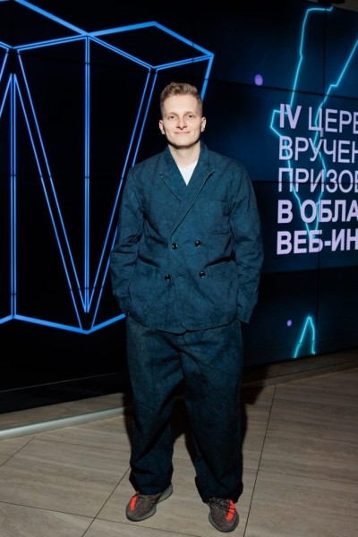 Ксения Собчак, Иван Ургант, Юлия Пересильд и другие на церемонии вручения Национальной премии в области веб-индустрии