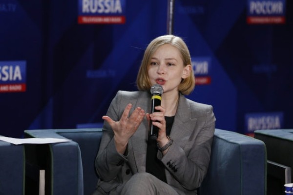 Юлия Пересильд поздравила российских космонавтов, которые вернулись с МКС: «Я ждала этого дня» Юлия Пересильд поздравила российских космонавтов, которые вернулись с МКС: «Я ждала этого дня»