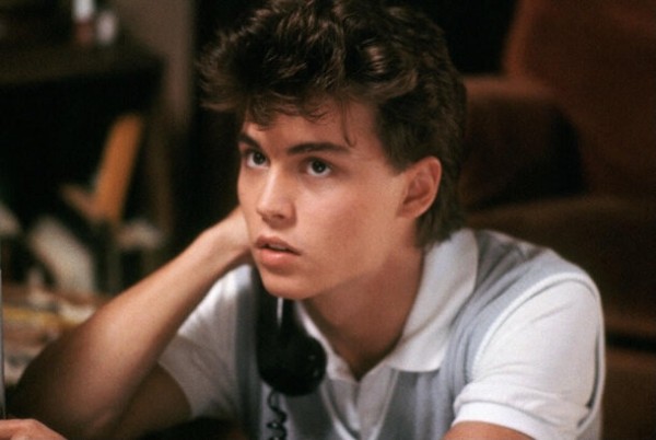 Когда ужасы – путевка в Голливуд: 10 звезд, начинавших карьеру с дешевых хорроров Когда ужасы – путевка в Голливуд: 10 звезд, начинавших карьеру с дешевых хорроров