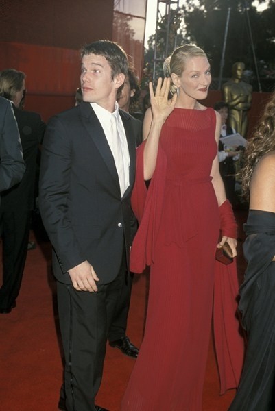 Лучшие выходы звезд за всю историю премии «Оскар» Лучшие выходы звезд за всю историю премии «Оскар»