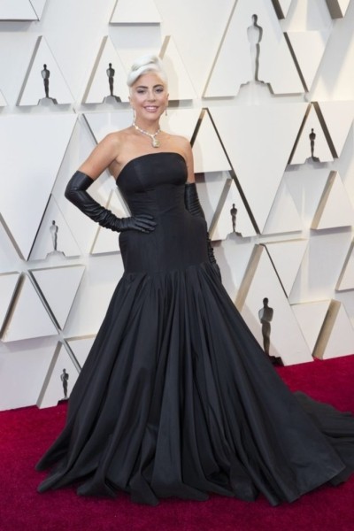 Лучшие выходы звезд за всю историю премии «Оскар» Лучшие выходы звезд за всю историю премии «Оскар»