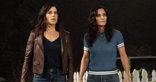 Сестры по выживаемости: 7 главных «последних девушек» в истории фильмов ужасов Сестры по выживаемости: 7 главных «последних девушек» в истории фильмов ужасов