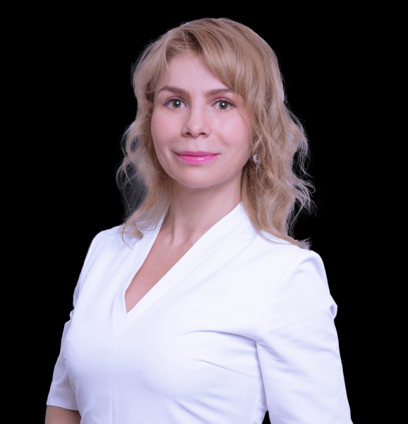 Маски для лица нельзя держать дольше 20 минут? Какие еще ошибки мы допускаем в домашнем уходе