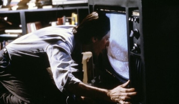 Язык тела: история боди-хоррора – самого мерзкого направления фильмов ужасов Язык тела: история боди-хоррора – самого мерзкого направления фильмов ужасов