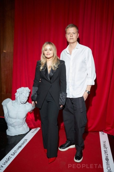 Гулять, так гулять по-взрослому: Anna Asti, Клава Кока, Эльдар Джарахов и другие на дне рождения Люси Чеботиной