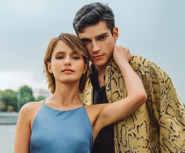 Самовыражение – хит сезона: разбираем стиль в сериале «Жить жизнь» 