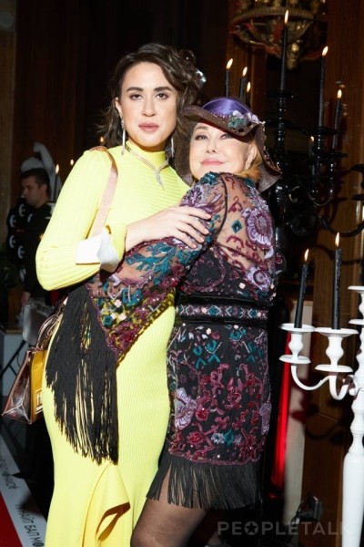 Гулять, так гулять по-взрослому: Anna Asti, Клава Кока, Эльдар Джарахов и другие на дне рождения Люси Чеботиной