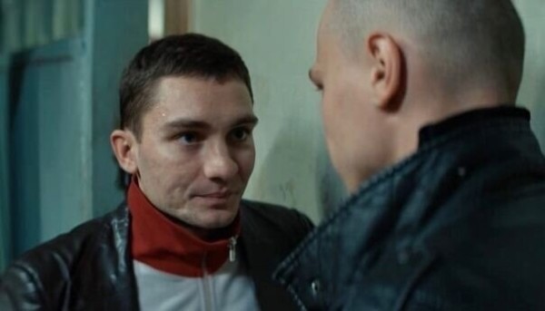 Собака, пленочный фотоаппарат и «Храброе сердце»: как 90-е годы вспоминают создатели сериала «Мир! Дружба! Жвачка!»