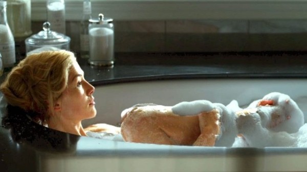 Маски для лица нельзя держать дольше 20 минут? Какие еще ошибки мы допускаем в домашнем уходе