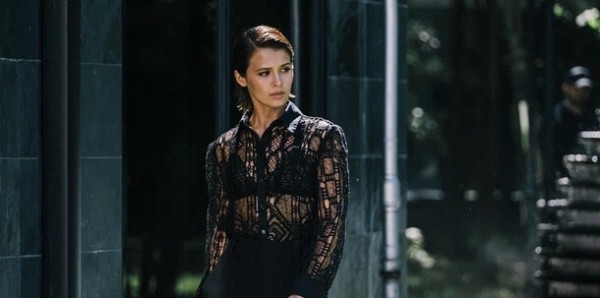 Самовыражение – хит сезона: разбираем стиль в сериале «Жить жизнь» 