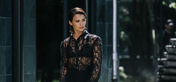 «Жить жизнь»: Рецензия Киноафиши